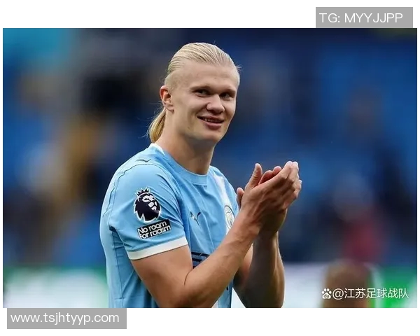 世界足球天赋之巅的明星球员究竟是谁的传奇故事与成就解析